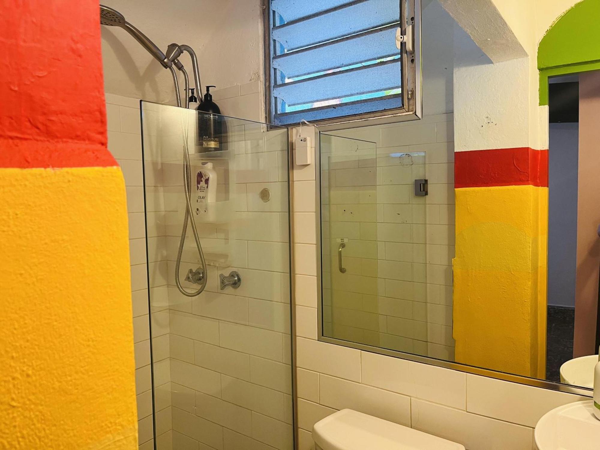 Lower Price, More Style, Discount Studio In San Juan,Pr, Beach, Free Bikes (Adults Only) Eksteriør billede
